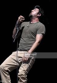 Esp Custom Eclipse Solid Body Electric Guitar Orchid Purple Sunburst Chino Moreno Of Deftones Performs On Stage At The Melbourne Big Day Out At Flemington Racetrack On Sunday 30th January 2011 In Melbou Chino Moreno Fotos Bilder