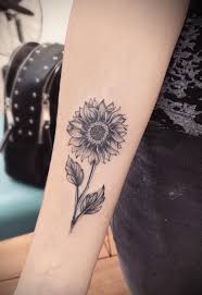 Black And Grey Sunflower Tattoo Designs Awesome Black Gray Sunflower Tattoo C Tattoo Artist Samantha Herrera Sunflower Tattoos Sunflower Tattoo Sunflower Tattoo Shoulder