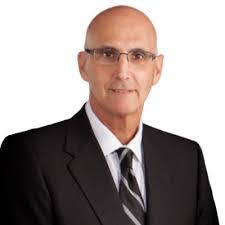 Erick Gracia's Instagram, Twitter & Facebook