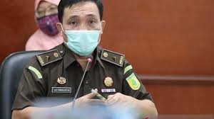 Sugiharto, tri (2009) penegakan hukum pidana kehutanan di indonesia: 10 Tahun Diburu Buronan Kelas Kakap Adelin Lis Tertangkap Di Singapura