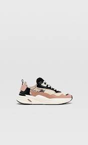Tipps vor dem kauf sportschuhe sollten beim laufen auf die abrollbewegung abgestimmt sein durch eine dämpfung federn laufschuhe den auftritt beim joggen ab Kombinierte Sportschuhe Mit Tierprint Element Chunky Sneaker Stradivarius Deutschland From Stradivarius On 21 Buttons