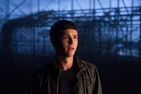 смотреть фильм онлайн перси джексон и море чудовищ Hd Nuevas Imagenes De La Pelicula Percy Jackson Sea Of Monsters Logan Lerman Percy Jackson Personajes Percy Jackson