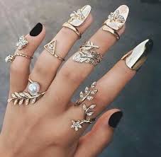 Hand Full Of Rings Beautiful Jewelry Fashion Jewelry Jewelry