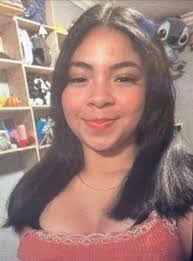 Lori Brumfield's Instagram, Twitter & Facebook