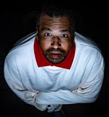 The 2 One Act plays presented by Skibbereen Theatre Society are a  delightful break from the norm. Light and funny, dealing with topical Irish  issues in “Dead Man's Bells” and a large