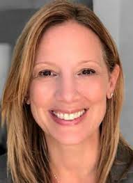 Melissa Clayton's Instagram, Twitter & Facebook