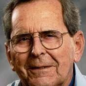 Dale Mikkelson's Instagram, Twitter & Facebook