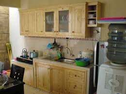 Model kitchen set ini cocok digunakan untuk rumah berbahan sebagian besar dari kayu. 40 Desain Kitchen Set Kayu Jati Minimalis Terbaru 2021 Rumahpedia