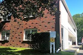 Careers work where the action is. Mill Hollow Apartments 159 Summer St Amherst Ma Apartments For Rent Rent Com