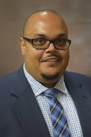 Mo Lopez's Instagram, Twitter & Facebook