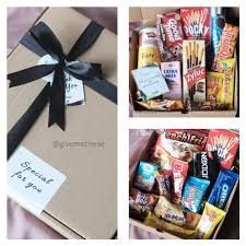 Snack Box Gift Box Kado Wisuda Hampers Ulang Tahun Edelweis Bingkai Frame Shopee Indonesia
