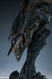 Queens are typically in almost constant contact with their brood, even across significant distances or through considerable obstructions.72 queens also possess significant observational learning abilities. Alien Queen Bust Stands Two And A Half Feet Tall To Terrify Visitors