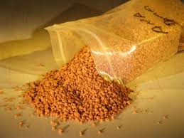 Akadama bonsai soil has been time tested for centuries and found to be a superior soil for your bonsai, with japanese masters using akadama in their bonsai soil mix for their most prized trees. Japanese Bonsai Soil Tokonome Brandred Akadama 2 Lbs 1 6 Liters 1 Qt