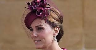 Kate Middleton igazi Disney hercegnő volt a királynő hivatalos vacsoráján