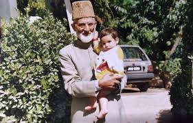 Jun 29, 2021 · the wire's senior editor arfa khanum sherwani discusses this issue with senior journalists from jammu and kashmir, gowhar geelani and shakir mir and social worker kanwaljit kaur. Syed Ali Shah Geelani A Life Dedicated To Kashmir And Its People Health Al Jazeera