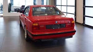 V Americe Je K Prodeji Unikatni Bmw M5 E34 Cena Jeho Vyjimecnosti Odpovida Autozive