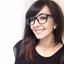 Violet Upton's Instagram, Twitter & Facebook