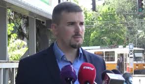 Önkormányzati képviselőként ugyanazért dolgoztam 8 éven át miskolcon, mint most a jobbik elnökeként, frakcióvezetőjeként a magyar parlamentben. Nem Jakab Peter Lesz A Jobbik Uj Elnoke Magyar Narancs