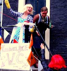 Betrouwbaar, gratis en snel op nu.nl, de grootste nieuwssite van nederland. Countdown To Koningsdag King S Day Unclogged In Amsterdam