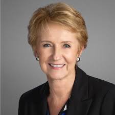 What a fun event last night with the Minnesota Employee Relocation Council  (MERC)! Thanks to all that joined, we donated a TON of food to local food  shelves in partnership with Move