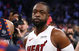 Aquí podrás acceder a sus letras, vídeos, fotos y mucho más. Dwyane Wade Gets Extremely Pissed Off At Popeyes For Running Out Of Chicken Sandwiches Heat Nation