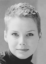 Maria Hare's Instagram, Twitter & Facebook