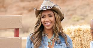 Tayshia adams is team blake. What Happened Between Blake And Tayshia On Bachelorette