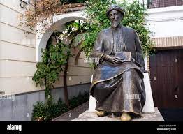 Monument To Maimonides Banque D'image Et Photos - Alamy