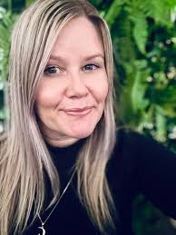 Self-care Sunday with Mancha Frames tinted lenses