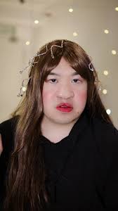 Lisa Feller Official