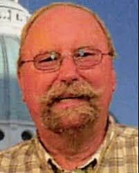 Lisa Wyant's Instagram, Twitter & Facebook