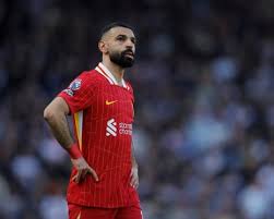 Salah critique l'UEFA après l'hommage à un footballeur palestinien! - Imagen principal del artículo