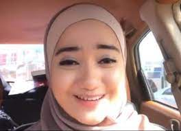 Resiah lim asisten ashanty 2. Menarik 12 Lowongan Kerja Jadi Supir Pribadi Artis Paling Seru