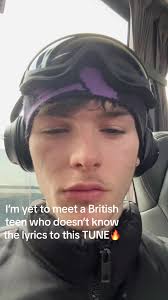 Tracy and Drill Kiss