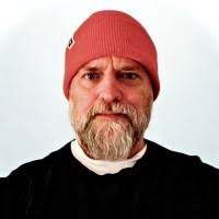 100+ "Valiquette" profiles