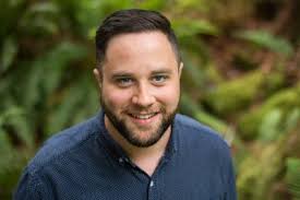 Andrew Bertram's Instagram, Twitter & Facebook