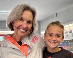 how many people participated in the road trip event?