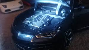 Padėkime „maisto bankui pamaitinti alkstančius − pasidalink. 2019 Lamborghini Urus 1 18 Scale Model Review By Maisto Youtube