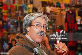 679 Cigar Press Stock Photos, High-Res Pictures, and Images