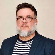 Escritor Arthur Hailey morre nas Bahamas