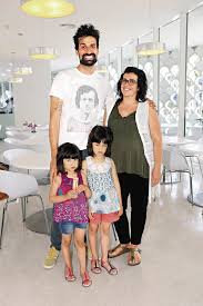 Her, o que she fazia antes da fama, a vida ela conheceu o marido, antónio raminhos, na faculdade. Caras Ja Nasceu A Terceira Filha De Antonio Raminhos