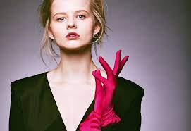 Александра бортич — главные новости 2021. Sasha Bortich Mne Nravitsya Chto Ya Otkrytaya Hotya Mne Chasto Za Eto Priletaet