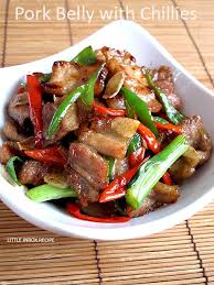 This Is A Quick Oriental Dish The Pork Belly Is Paired With Green And Red Chilies It Contains Animal Protein From Pork Belly Oriental Dishes Fried Pork Belly