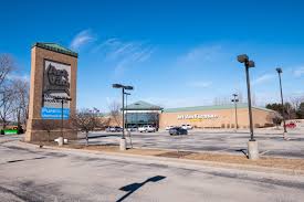 Scottshuptrine.com is a safe website. Art Van Announces Liquidation Sale Expected To Declare Bankruptcy