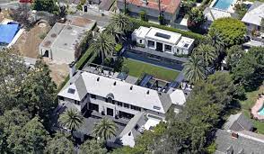 Самые новые твиты от simon cowell (@simoncowell): Mansion Dream House Simon Cowell S Exquisite Beverly Hills Mansion Beverly Hills Mansion Mansions Celebrity Houses