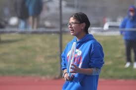 Buffalo girls top Mountain View, fall to Ravens