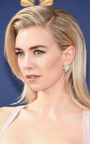 She starred as estella in the bbc adaptation of great expectations in 2011, and as joanna in richard curtis' romantic comedy about time in 2013. Esc Emmy Awards 2018 Best Beauty Vanessa Kirby Vanessa Kirby Short Hair Lengths Beauty