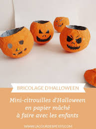 Diy D Halloween Des Mini Citrouilles En Papier Mache La Cour Des Petits Citrouille En Papier Bricolages Halloween Citrouille Halloween