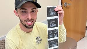 Ellen Benish's Instagram, Twitter & Facebook