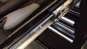 Every now and then, certain cleaning and moving tasks may require you to manually remove the drawers from a cabinet, dresser, or similar piece of furniture. Husky Tool Box Sticky Drawer Slide Fix Youtube